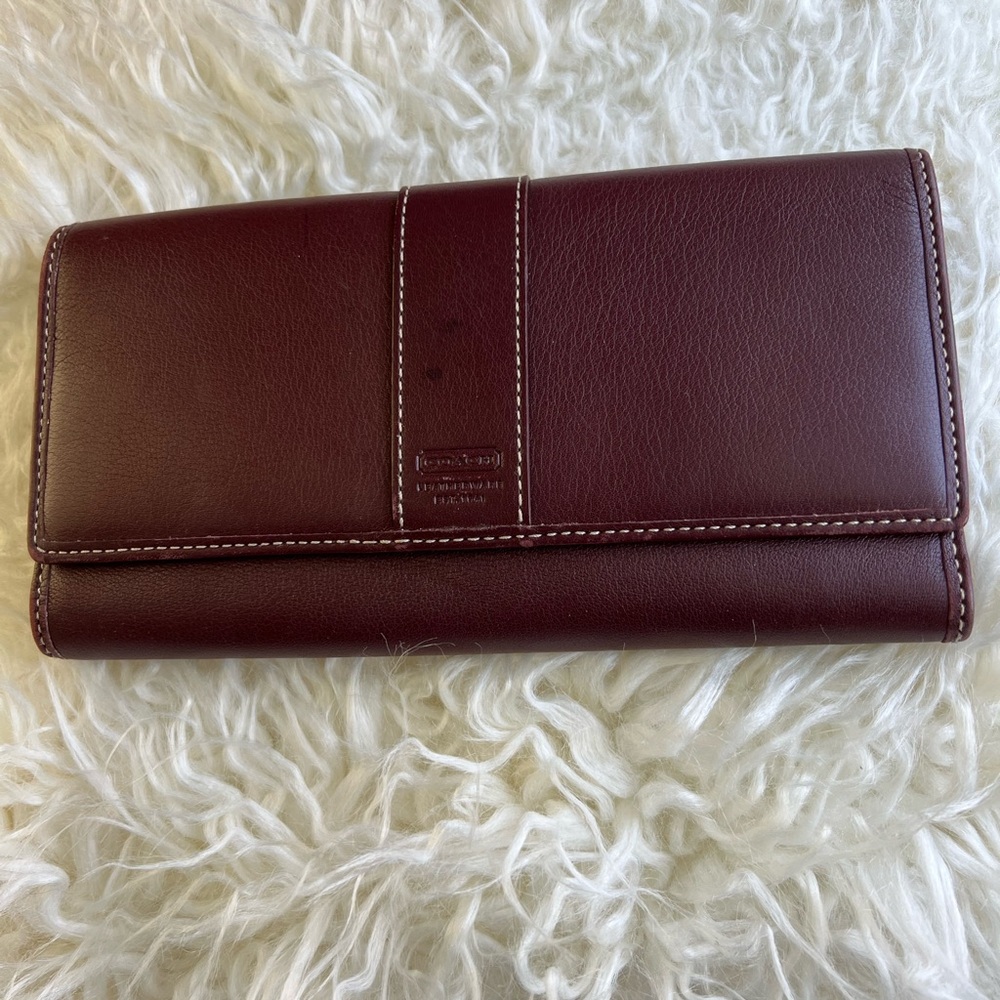 Coach VINTAGE/Y2K Style Hamilton Tri-Fold Leather Wallet